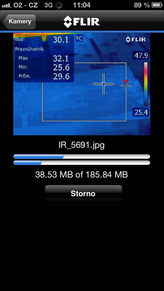 Probíhá import všech snímků z termokamery FLIR v SW FLIR TOOLS Mobile